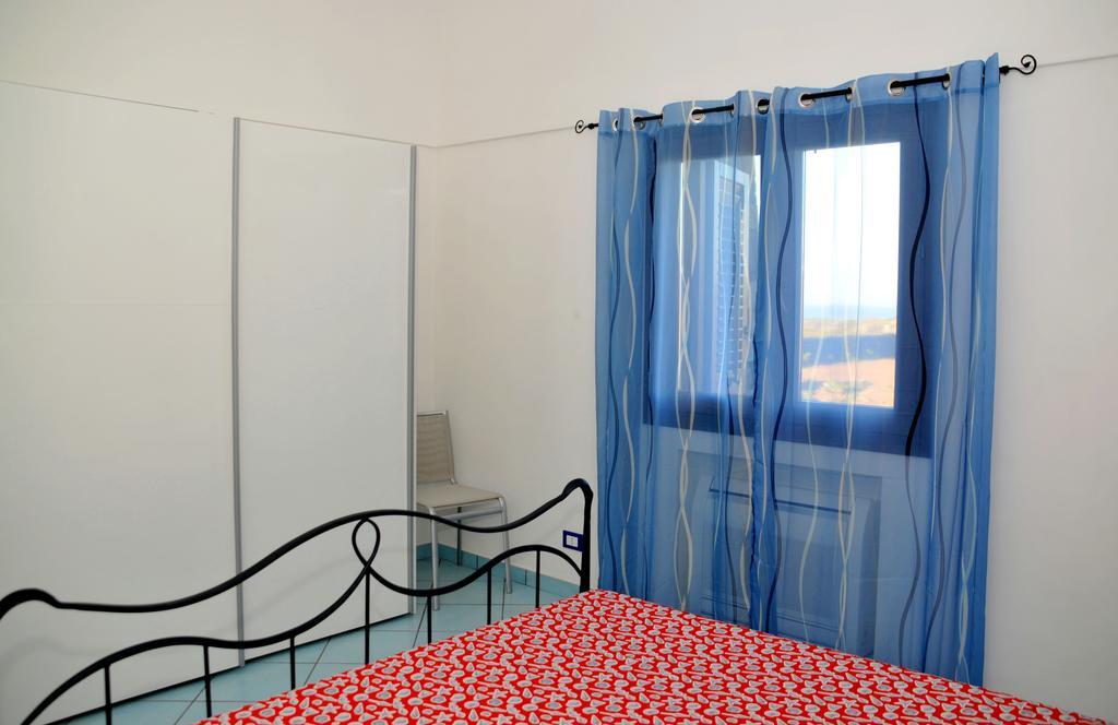 بانتيليريا Residence Cuore Mediterraneo الغرفة الصورة